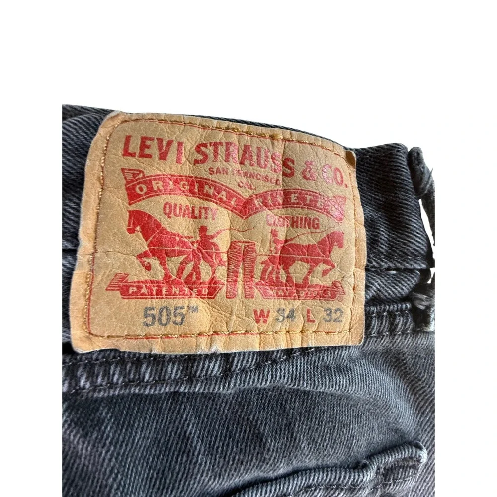 Levis embrace classic
